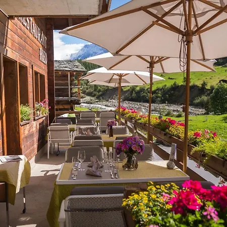 Nest- Und Bietschhorn Mini-hôtel Blatten (Lotschen)