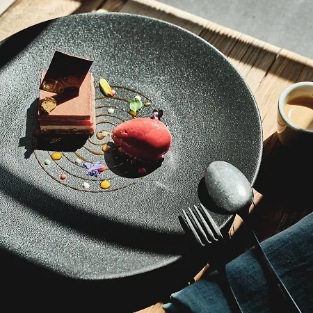 Nest- Und Bietschhorn