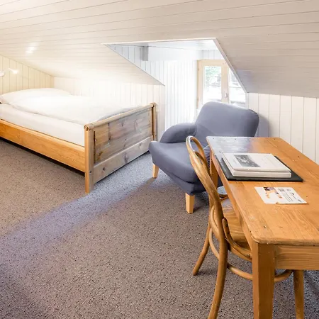 Nest- Und Bietschhorn 3*