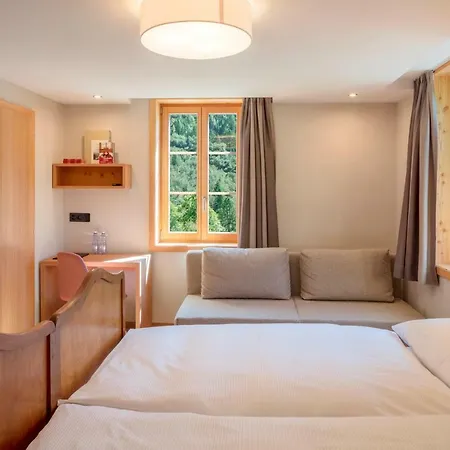 Mini-hôtel Nest- Und Bietschhorn 3*