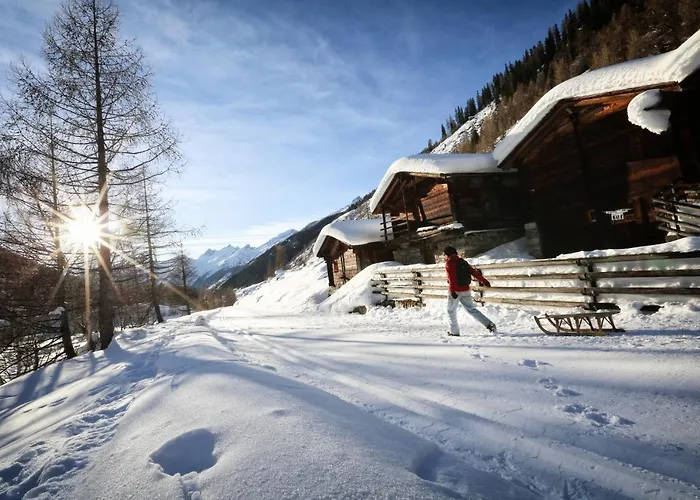 Han/Misafirhane Nest- Und Bietschhorn