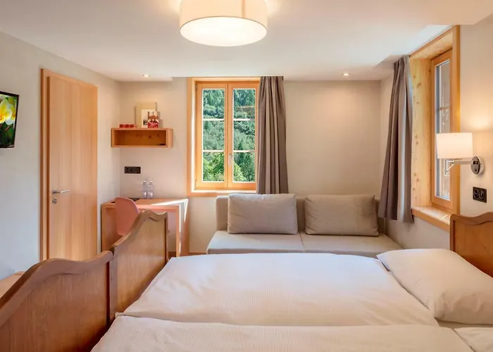 Han/Misafirhane Nest- Und Bietschhorn 3*