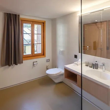 Nest- Und Bietschhorn 3* 布拉腾