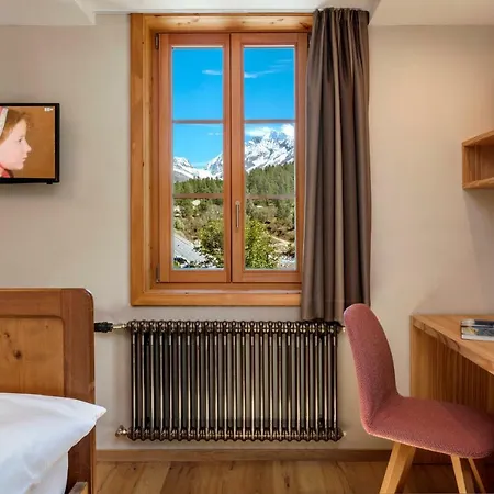 Nest- Und Bietschhorn 宾馆 布拉腾